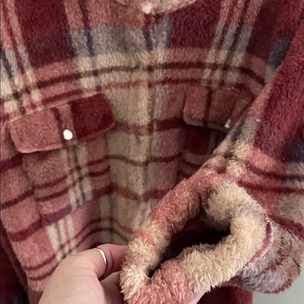 Coco + Carmen Plush Teddy Plaid Jacket in Burgundy and Cream - Picture 6 of 8